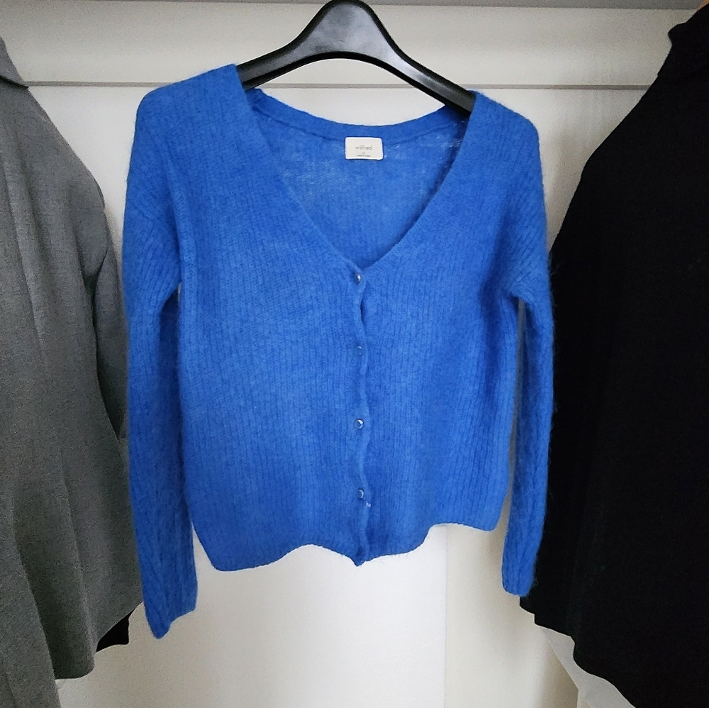 Aritzia Wilfred V Neck Wool Cardigan